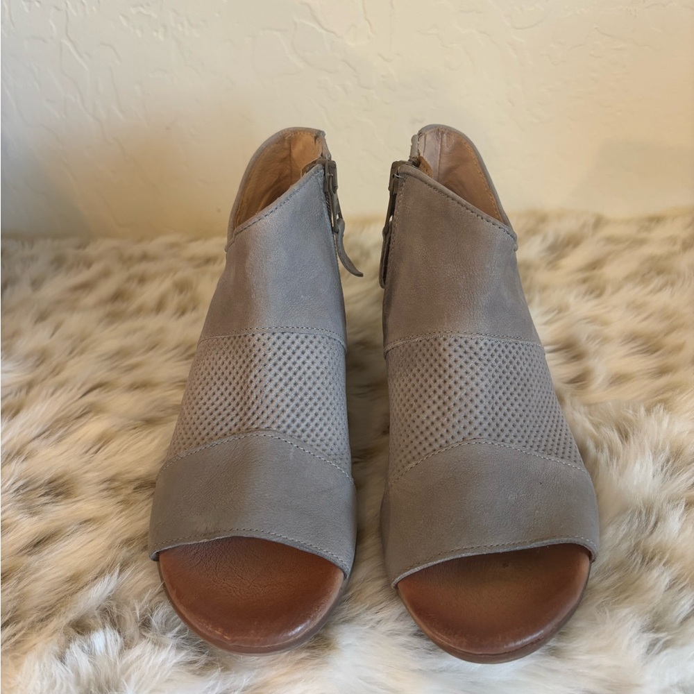 Miz Mooz peep toe booties size 36.